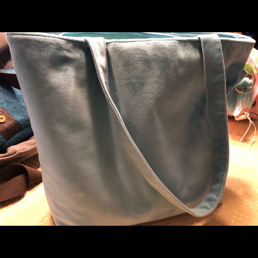 Purse blue suade